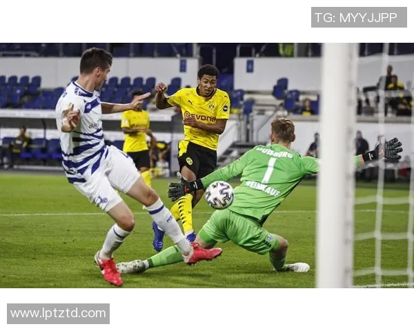 慕尼黑与杜伊斯堡的激烈对决揭示足球战术的精彩与魅力